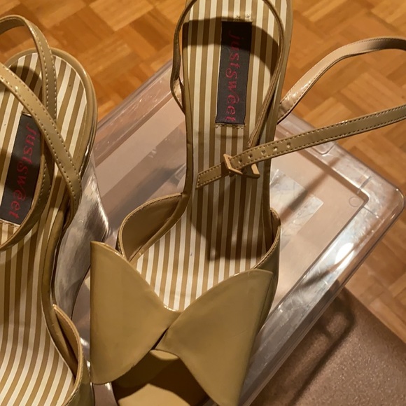 Cream bow high heel sandals - Picture 4 of 7